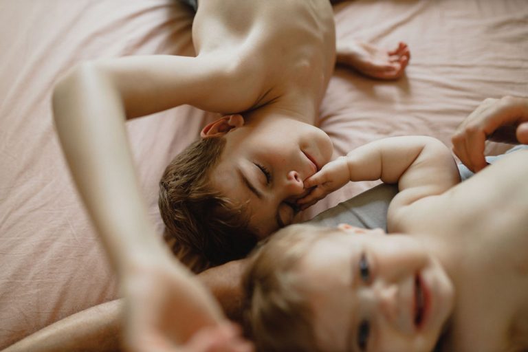 2022_06_221529-scerratouilleux-seancefamille-chloesorbe-