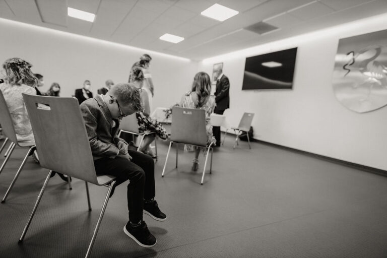 photographe de mariage alsace suisse chloe sorbe reportage noir et blanc4