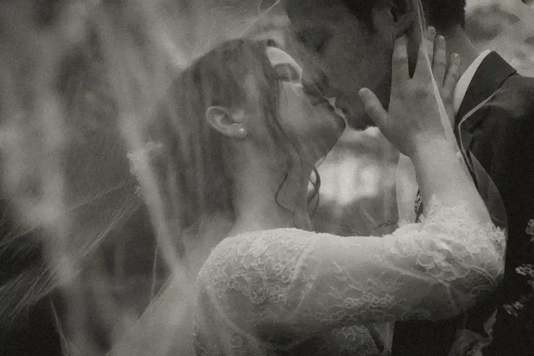 se marier en mai au clos des muriers à st christo en jarez laura et kevin sfp5377 ©chloe buera sorbe photographe 2734