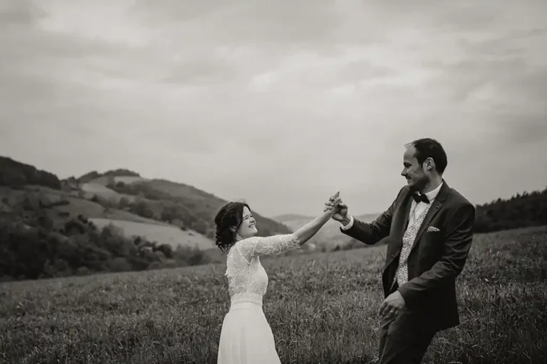 se marier en mai au clos des muriers à st christo en jarez laura et kevin sfp7441 ©chloe buera sorbe photographe 2778